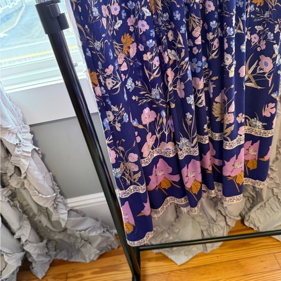 Bohemian Floral Long Sleeve Dress in Navy - Picture 5 of 6